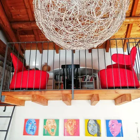 Hébergement de vacances Loft7 *