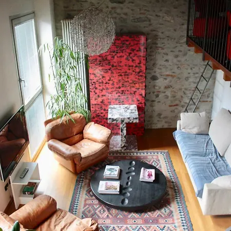 Hébergement de vacances Loft7 *